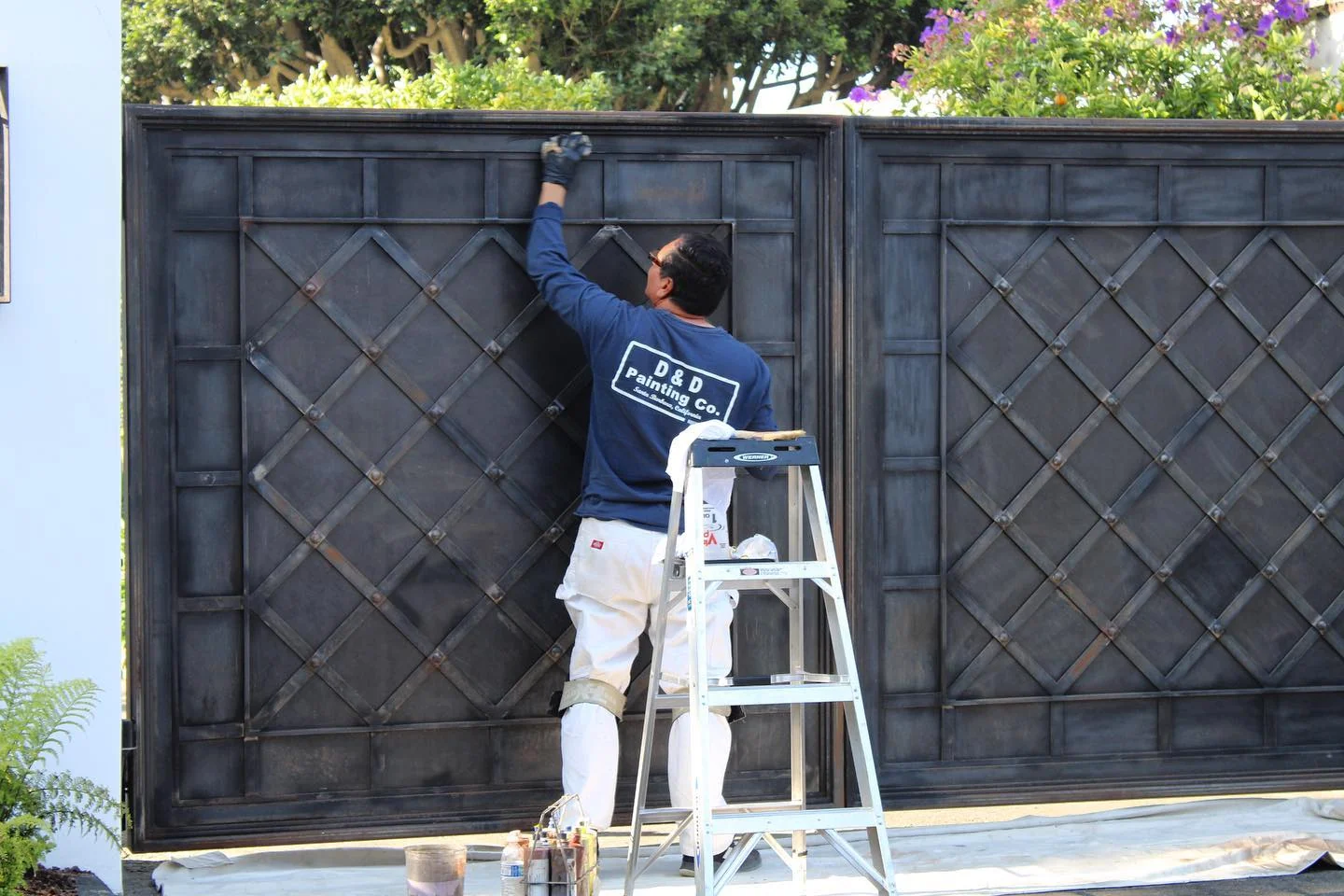 Custom Gate Finish